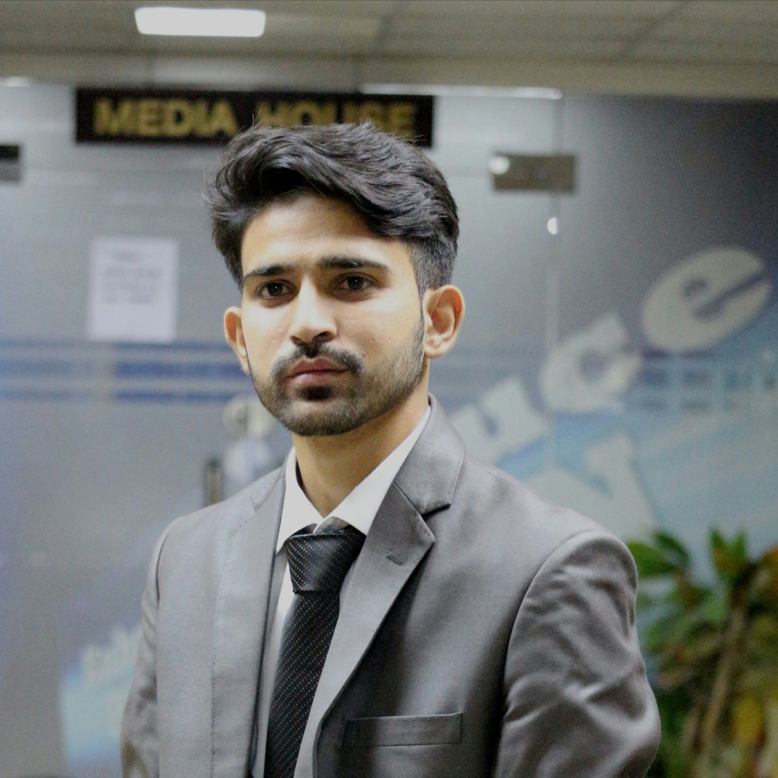 iqrar ijaz unbffpxufgq unsplash